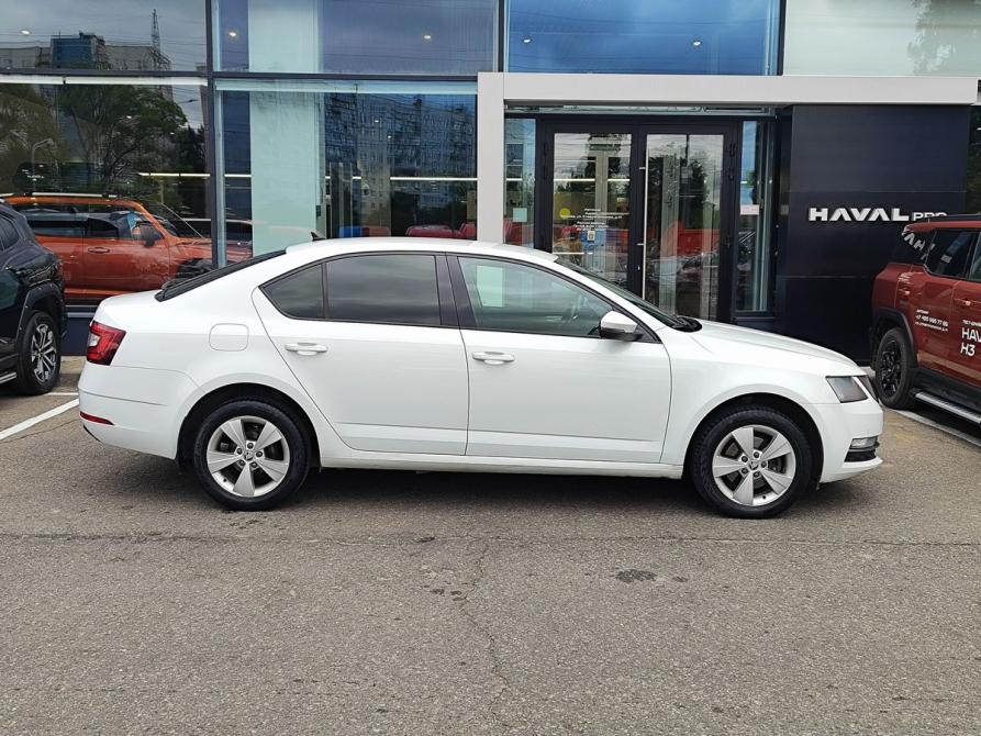 Skoda Octavia III (A7) Рестайлинг Москва  - изображение 4
