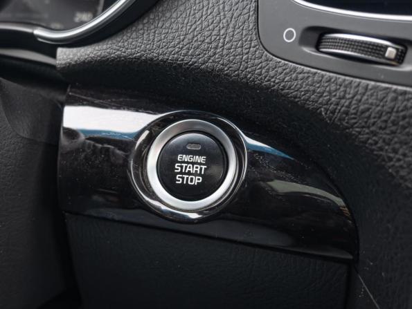 Kia Sorento II Рестайлинг с пробегом 2014 года, цена 1 579 000 рублей, 239906 км, внедорожник, Автокод Объявления