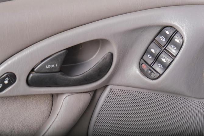 Ford Focus I с пробегом 2001 года, цена 299 000 рублей, 305000 км, хэтчбек, Автокод Объявления