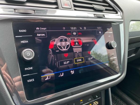 Volkswagen Tiguan II Рестайлинг с пробегом 2020 года, цена 3 099 000 рублей, 123038 км, внедорожник, Автокод Объявления