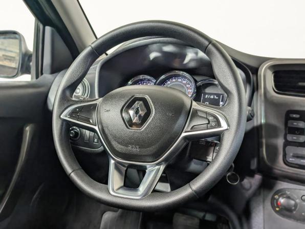 Renault Sandero II Рестайлинг с пробегом 2020 года, цена 1 359 500 рублей, 30000 км, хэтчбек, Автокод Объявления