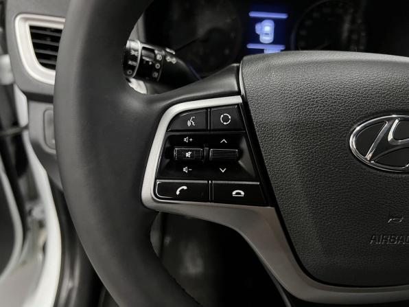 Hyundai Solaris II с пробегом 2019 года, цена 1 170 000 рублей, 144583 км, седан, Автокод Объявления