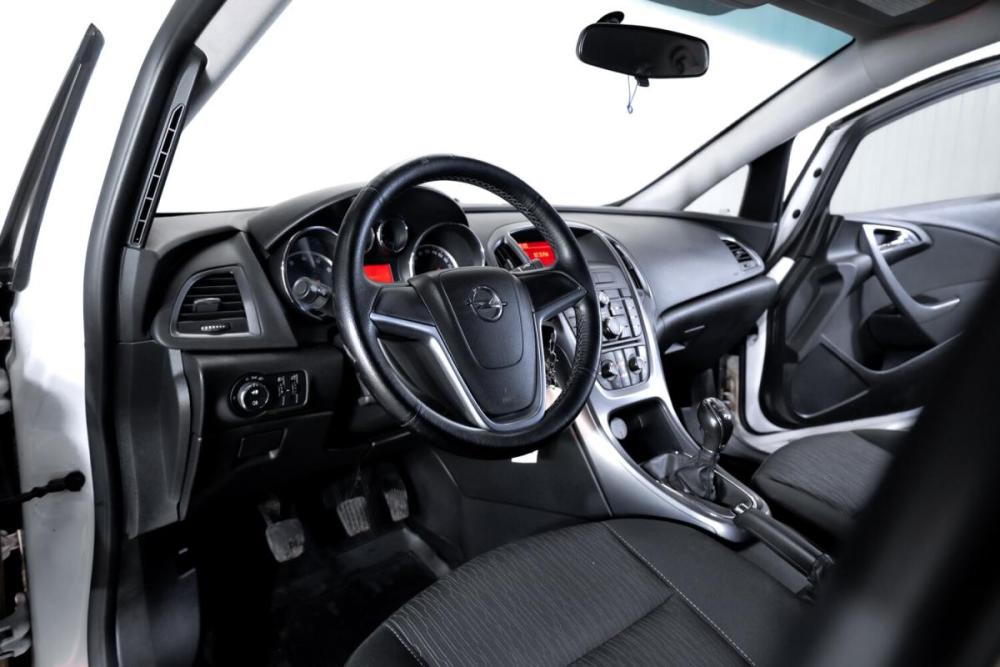 Opel Astra J Рестайлинг Тюмень  - изображение 13