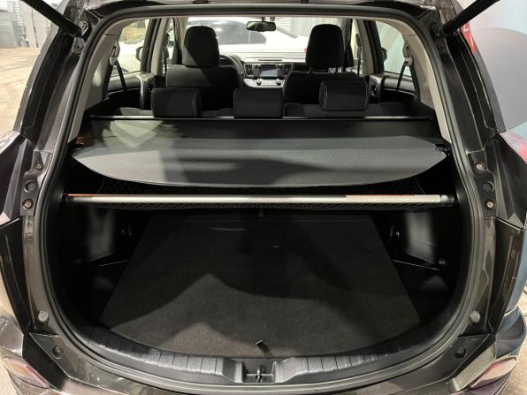 Toyota RAV4 IV (XA40) Рестайлинг с пробегом 2015 года, цена 2 270 000 рублей, 111546 км, внедорожник, Автокод Объявления