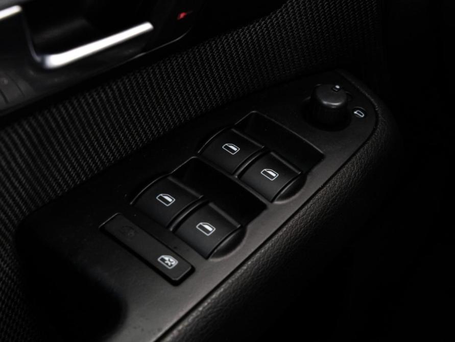 Audi A4 III (B7) Санкт-Петербург  - изображение 15