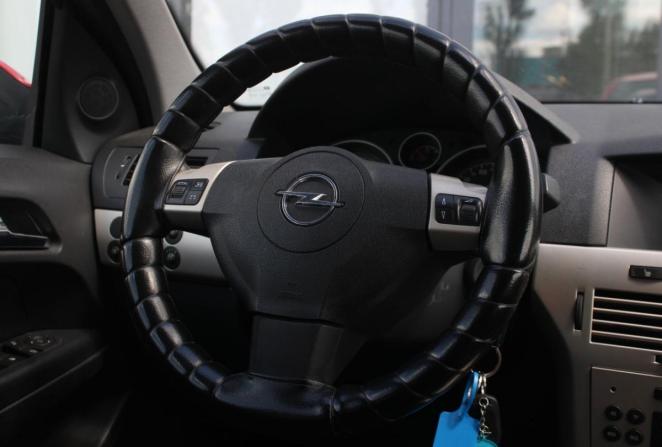 Opel Astra H Рестайлинг с пробегом 2008 года, цена 610 000 рублей, 161254 км, хэтчбек, Автокод Объявления