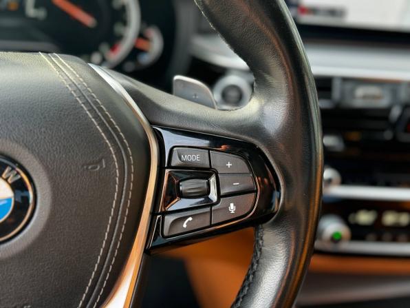 BMW 5 серии VII (G30/G31/G38) с пробегом 2017 года, цена 3 520 000 рублей, 116317 км, седан, Автокод Объявления