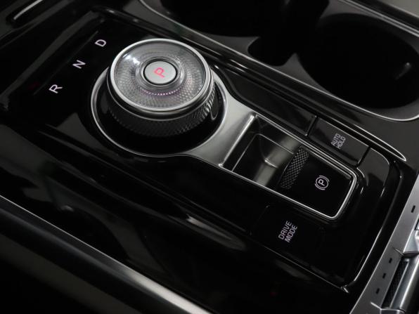 Kia Carnival IV с пробегом 2020 года, цена 3 370 000 рублей, 84000 км, минивэн, Автокод Объявления
