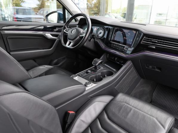 Volkswagen Touareg III с пробегом 2018 года, цена 4 598 000 рублей, 126612 км, внедорожник, Автокод Объявления