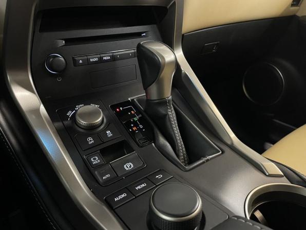 Lexus NX I с пробегом 2016 года, цена 2 900 000 рублей, 80266 км, внедорожник, Автокод Объявления