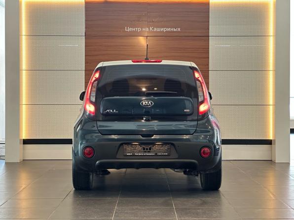 Kia Soul II Рестайлинг с пробегом 2018 года, цена 1 749 000 рублей, 89998 км, хэтчбек, Автокод Объявления
