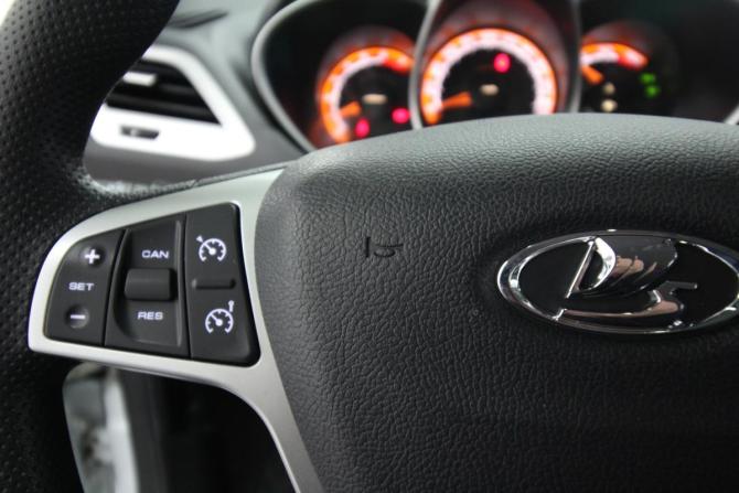 Lada (ВАЗ) Vesta I с пробегом 2019 года, цена 980 000 рублей, 74287 км, универсал, Автокод Объявления