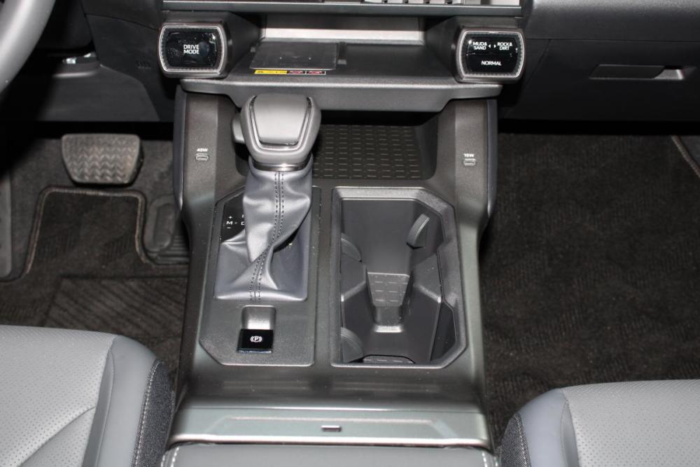 Toyota RAV4 VI (XA60) Владивосток  - изображение 19