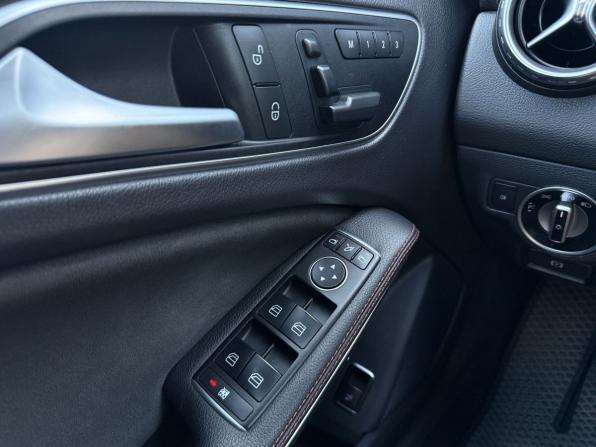 Mercedes-Benz GLA I (X156) с пробегом 2015 года, цена 2 180 000 рублей, 101346 км, внедорожник, Автокод Объявления