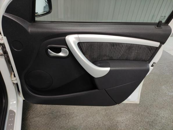 Renault Logan I Рестайлинг с пробегом 2013 года, цена 485 000 рублей, 163170 км, седан, Автокод Объявления