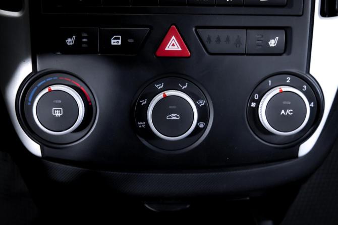 Kia Ceed I Рестайлинг с пробегом 2010 года, цена 699 000 рублей, 221158 км, хэтчбек, Автокод Объявления