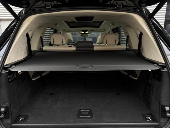 BMW X7 I (G07) Рестайлинг с пробегом 2023 года, цена 18 490 000 рублей, 6883 км, внедорожник, Автокод Объявления
