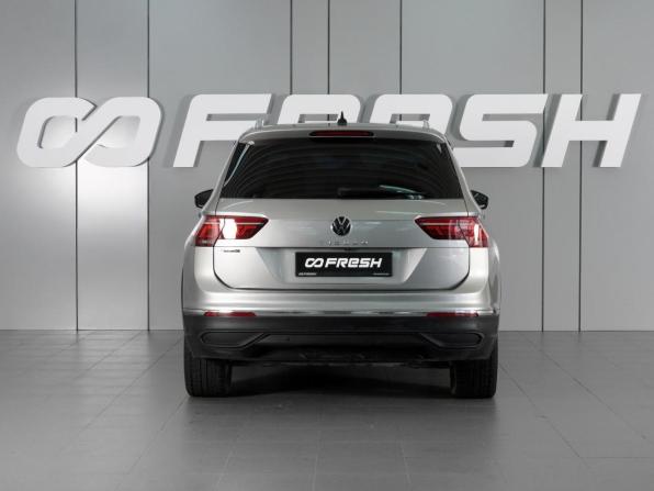 Volkswagen Tiguan II Рестайлинг с пробегом 2021 года, цена 3 150 000 рублей, 80494 км, внедорожник, Автокод Объявления