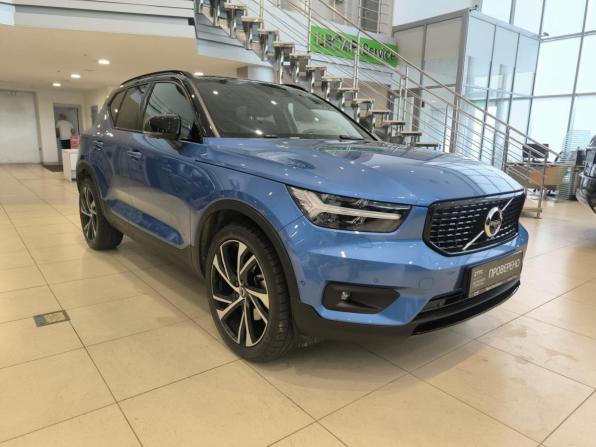 Volvo XC40 I с пробегом 2018 года, цена 3 050 000 рублей, 129830 км, внедорожник, Автокод Объявления