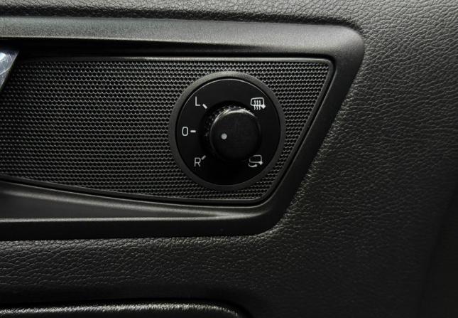 Skoda Yeti I Рестайлинг с пробегом 2015 года, цена 1 300 000 рублей, 189429 км, внедорожник, Автокод Объявления