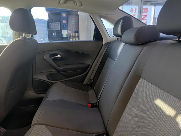 Volkswagen Polo V Рестайлинг с пробегом 2018 года, цена 1 227 000 рублей, 137768 км, седан, Автокод Объявления