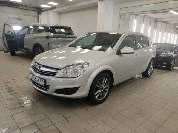 Opel Astra H Рестайлинг с пробегом 2014 года, цена 585 000 рублей, 148300 км, хэтчбек, Автокод Объявления