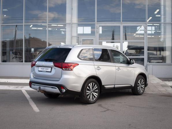 Mitsubishi Outlander III Рестайлинг 3 с пробегом 2020 года, цена 1 949 000 рублей, 180908 км, внедорожник, Автокод Объявления
