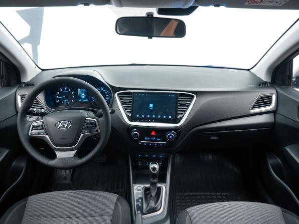 Hyundai Solaris II с пробегом 2019 года, цена 1 599 000 рублей, 115000 км, седан, Автокод Объявления