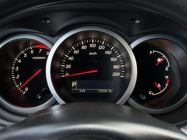 Suzuki Grand Vitara II Рестайлинг с пробегом 2010 года, цена 749 000 рублей, 175209 км, внедорожник, Автокод Объявления