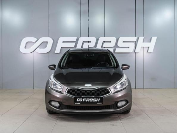 Kia Ceed II с пробегом 2013 года, цена 1 179 000 рублей, 182419 км, хэтчбек, Автокод Объявления