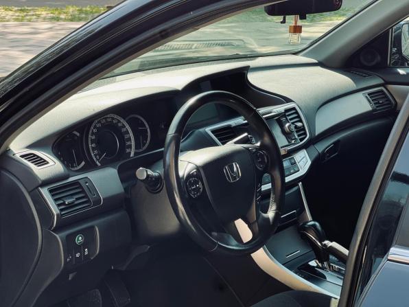 Honda Accord IX с пробегом 2013 года, цена 1 390 000 рублей, 204020 км, седан, Автокод Объявления