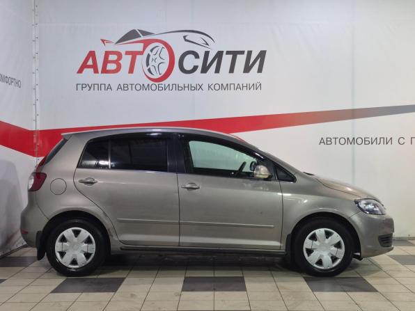 Volkswagen Golf Plus II с пробегом 2011 года, цена 605 000 рублей, 260000 км, хэтчбек, Автокод Объявления
