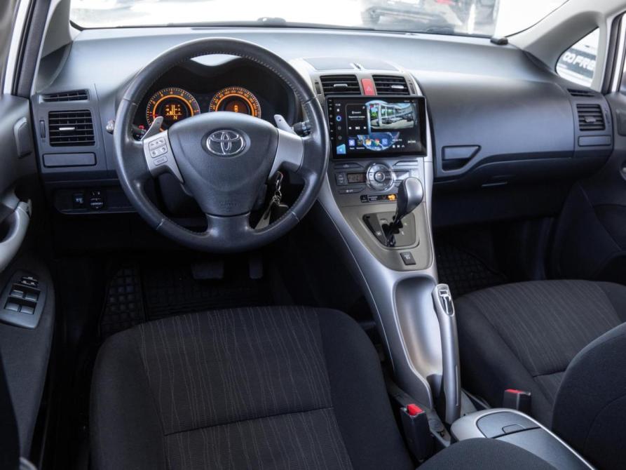 Toyota Auris I Волгоград  - изображение 6