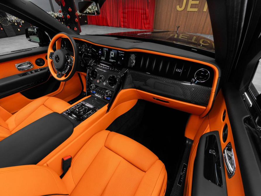 Rolls-Royce Cullinan I Рестайлинг Москва  - изображение 25