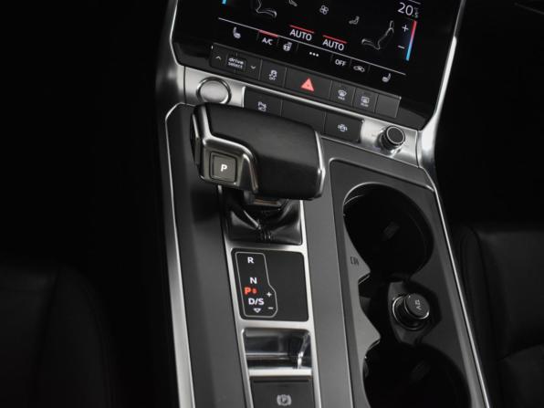 Audi A6 V (C8) с пробегом 2020 года, цена 3 049 200 рублей, 175446 км, седан, Автокод Объявления