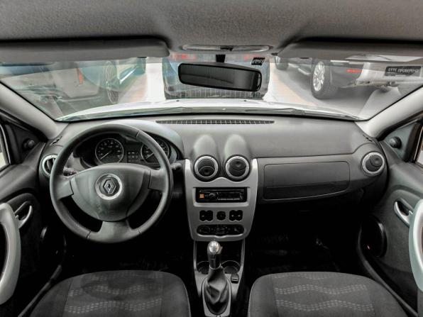 Renault Sandero I с пробегом 2014 года, цена 630 000 рублей, 151060 км, хэтчбек, Автокод Объявления