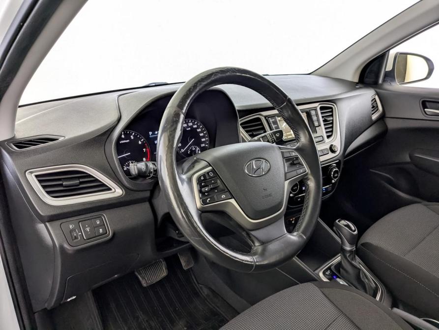 Hyundai Solaris II Москва  - изображение 16