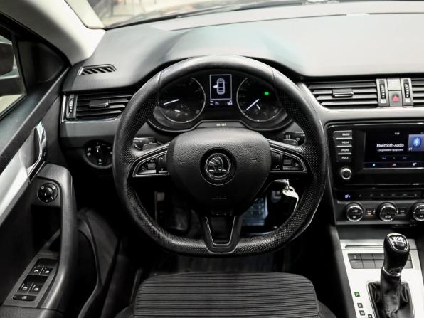 Skoda Octavia III (A7) с пробегом 2014 года, цена 1 400 000 рублей, 179226 км, лифтбек, Автокод Объявления