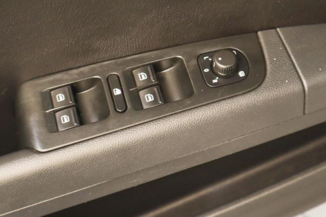 Skoda Superb II Рестайлинг с пробегом 2014 года, цена 1 379 000 рублей, 180000 км, лифтбек, Автокод Объявления