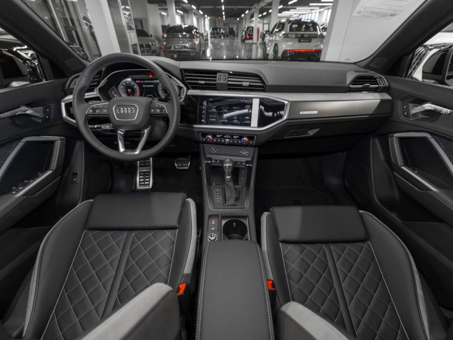 Audi Q3 II (F3) Москва  - изображение 8