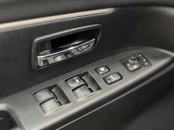 Mitsubishi ASX I с пробегом 2010 года, цена 1 150 000 рублей, 204000 км, внедорожник, Автокод Объявления