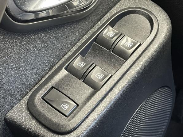 Renault Duster I Рестайлинг с пробегом 2017 года, цена 1 497 000 рублей, 101257 км, внедорожник, Автокод Объявления