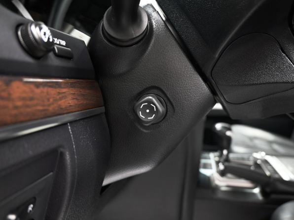 Toyota Land Cruiser 200 Series Рестайлинг 2 с пробегом 2021 года, цена 6 450 000 рублей, 216151 км, внедорожник, Автокод Объявления
