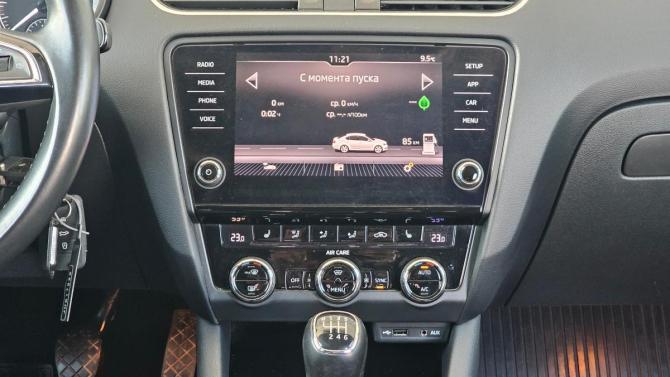 Skoda Octavia III (A7) Рестайлинг с пробегом 2017 года, цена 1 839 000 рублей, 117000 км, лифтбек, Автокод Объявления