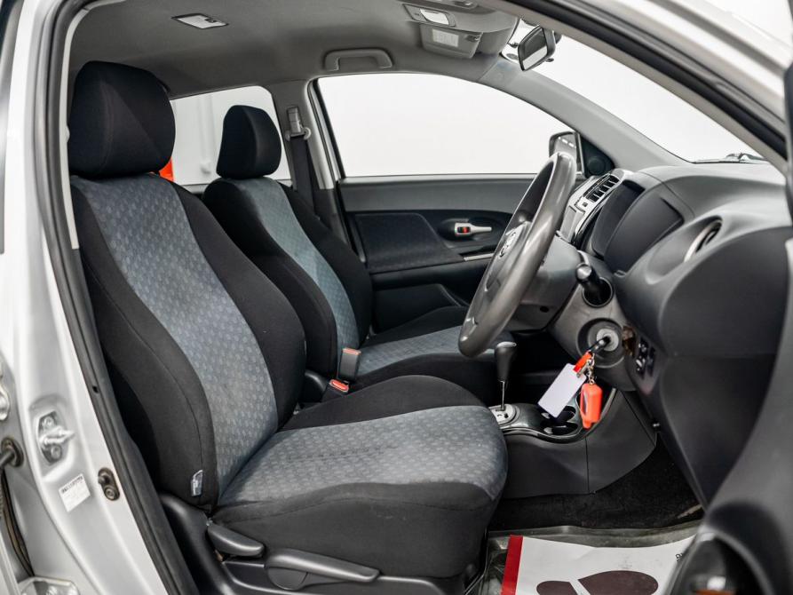 Toyota Ist II Красноярск  - изображение 6