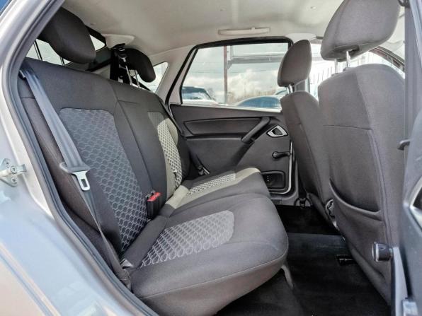 Lada (ВАЗ) Granta I Рестайлинг с пробегом 2022 года, цена 636 000 рублей, 135783 км, хэтчбек, Автокод Объявления