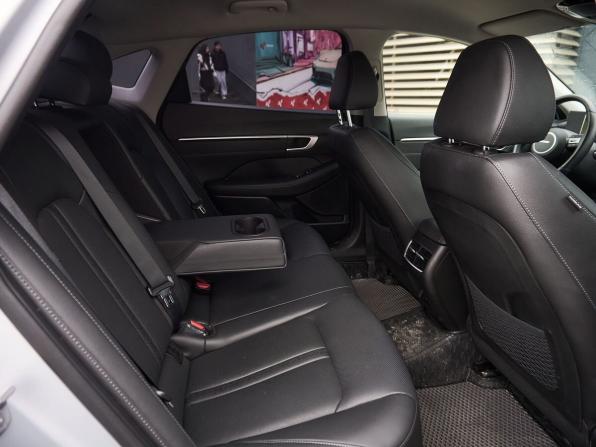 Hyundai Sonata VIII (DN8) Рестайлинг с пробегом 2024 года, цена 4 500 000 рублей, 12805 км, седан, Автокод Объявления