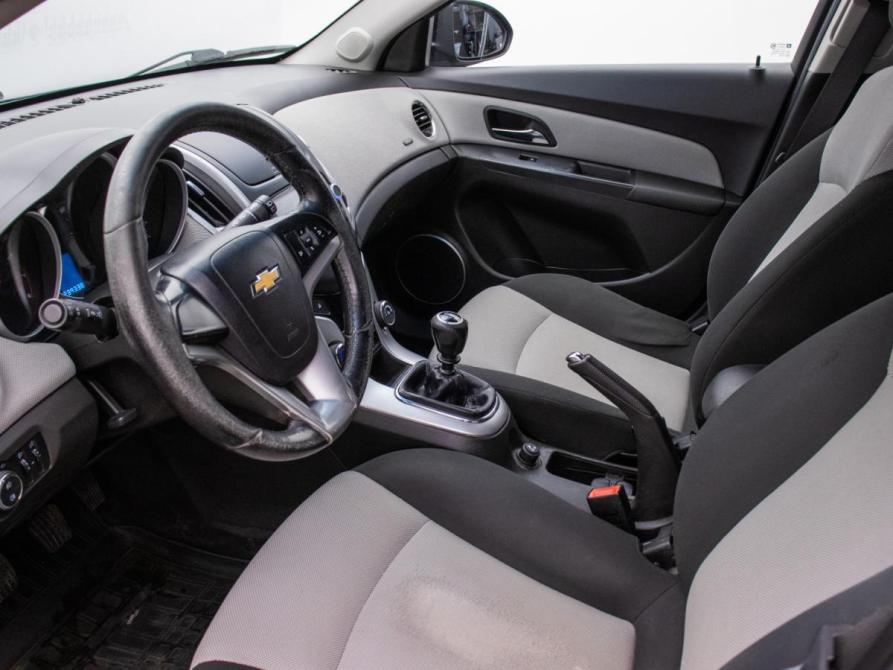 Chevrolet Cruze I Рестайлинг Москва  - изображение 10