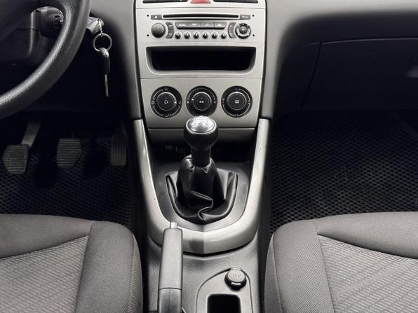 Peugeot 308 I Рестайлинг с пробегом 2012 года, цена 580 000 рублей, 199647 км, хэтчбек, Автокод Объявления