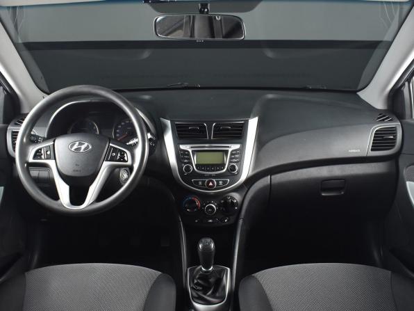 Hyundai Solaris I с пробегом 2013 года, цена 814 995 рублей, 99881 км, хэтчбек, Автокод Объявления